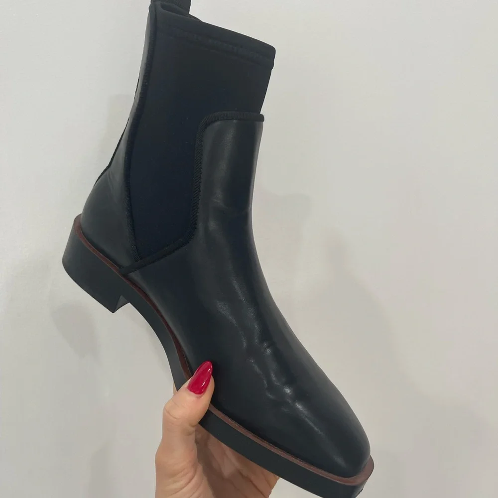 Leather Chelsea boots - Picture 8 of 9